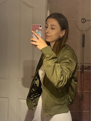 Massimo Dutti Yeşil kol cepli bomber ceket