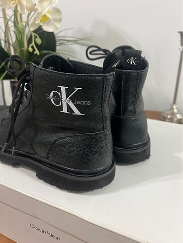 Calvin Klein Bot - Görsel 6