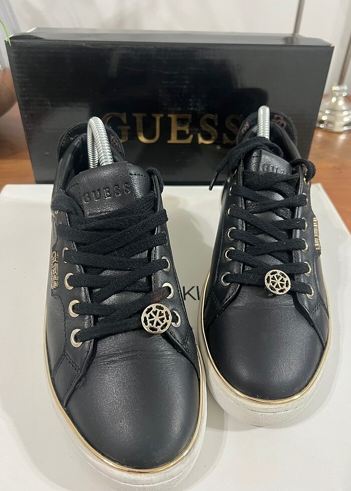 Guess Kadın ayakkabı - Görsel 3