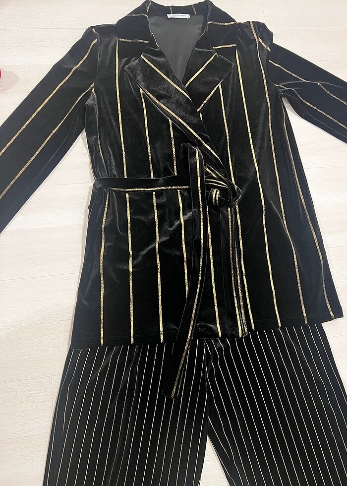 ZARA KADİFE BLAZER VE PANTOLON TAKIM - Görsel 2