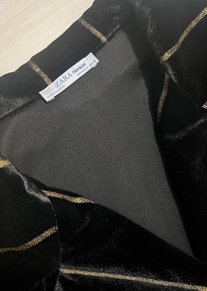 ZARA KADİFE BLAZER VE PANTOLON TAKIM - Görsel 4