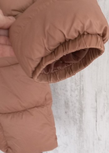 Bej Kapüşonlu Kadın Kışlık Mont - Görsel 4