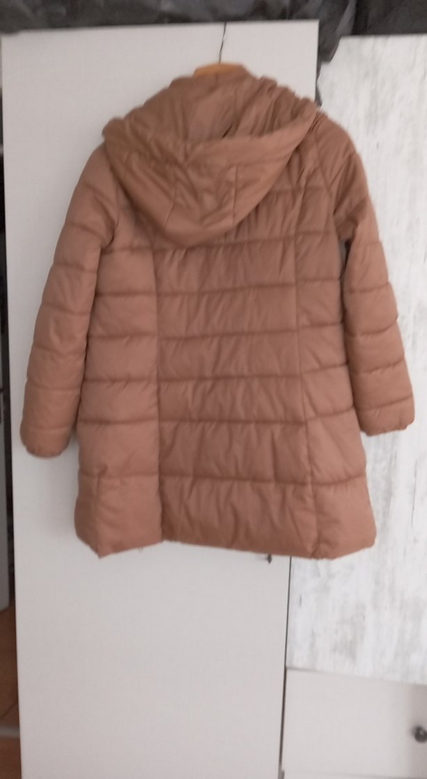 Bej Kapüşonlu Kadın Kışlık Mont - Görsel 3