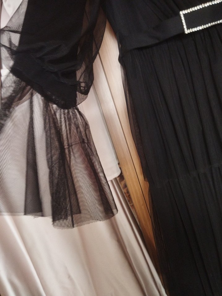 Uzun Siyah Gotik Kadın Elbise - Görsel 4