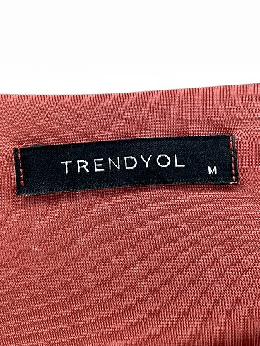 m Beden çeşitli Renk Trendyol & Milla Bluz %70 İndirimli.