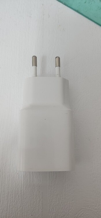 Xiaomi sarj adaptörü 