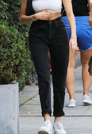 Siyah mom jean