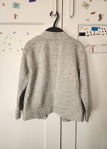 6 Yaş Beden H&M marka orijinal çocuk hırka