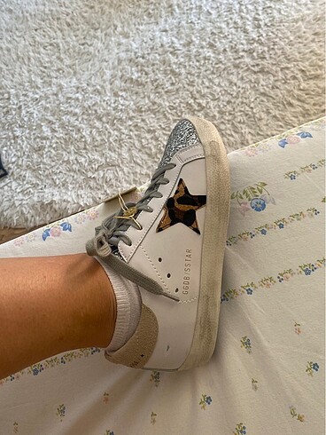 36 Beden golden goose