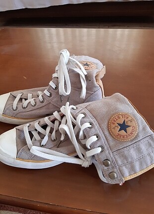 37 Beden Converse bot