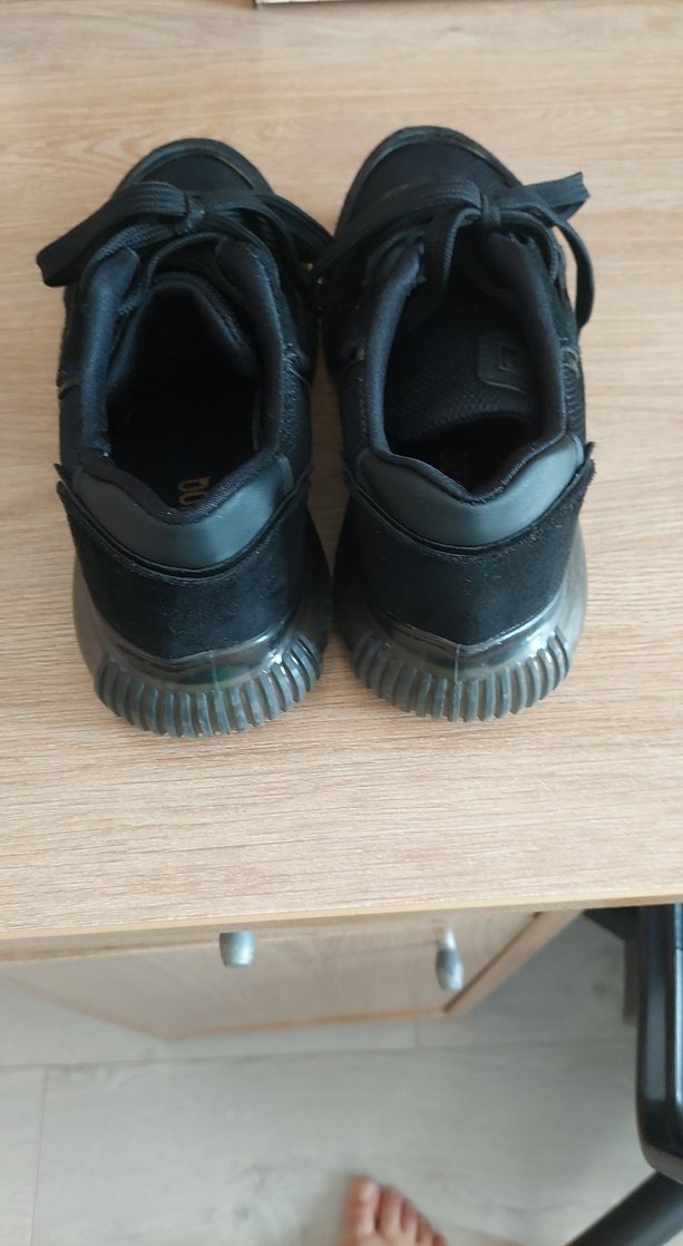 Siyah Bağcıklı Stiletto Topuklu Kadın Spor Ayakkabı - Görsel 3