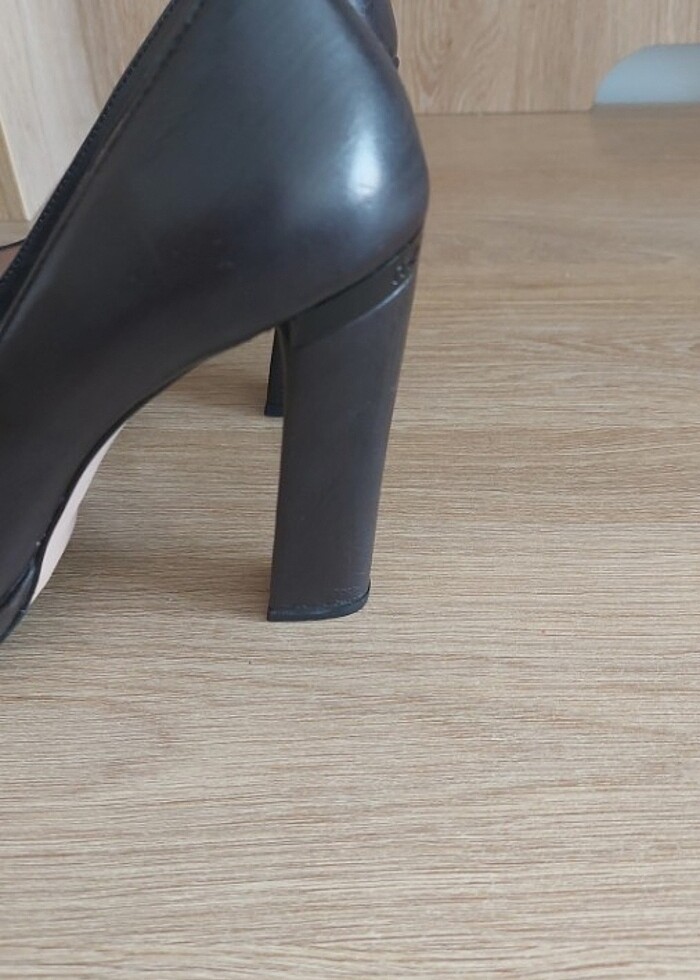 Topuklu ayakkabı - Görsel 2