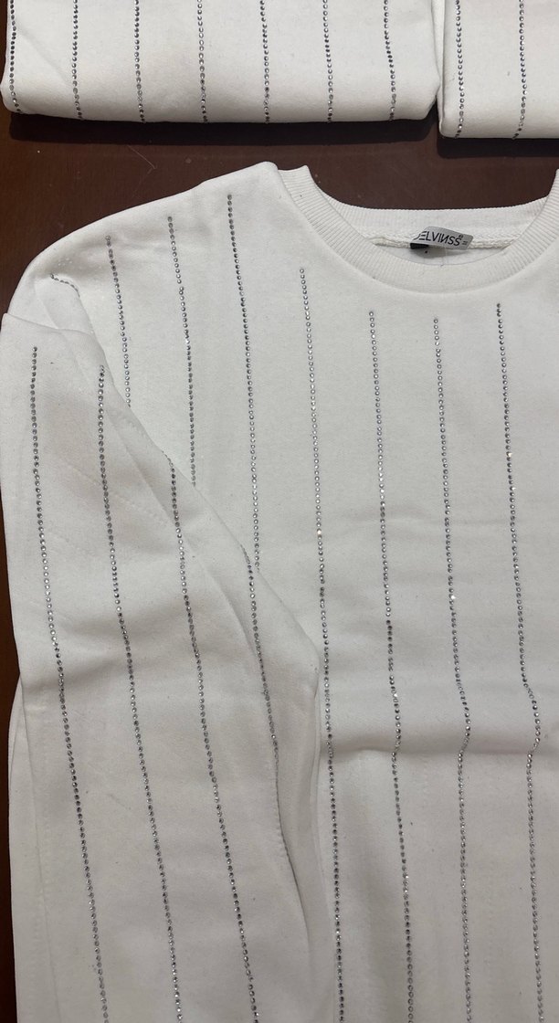 Beyaz Çizgili Kadın Sweatshirt - Görsel 2