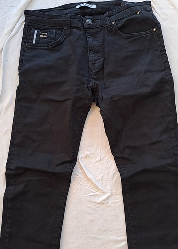Erkek Siyah Düğmeli Regular Fit Denim Jean