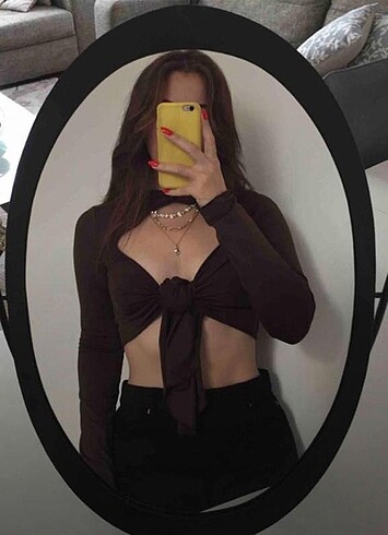 s Beden urban outfitters kahverengi önden bağlamalı saten crop büstiyer