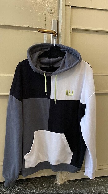 m Beden urban outfitters patchwork sweatshirt