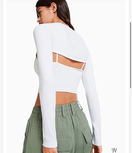 m Beden beyaz Renk bershka beyaz basic bolero