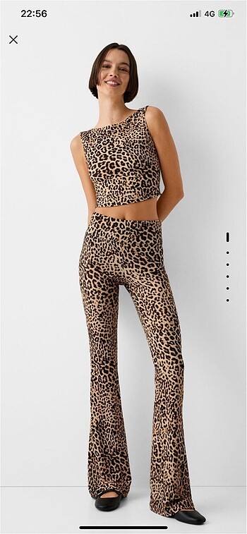 desenli leoparlı ispanyol paça pantolon