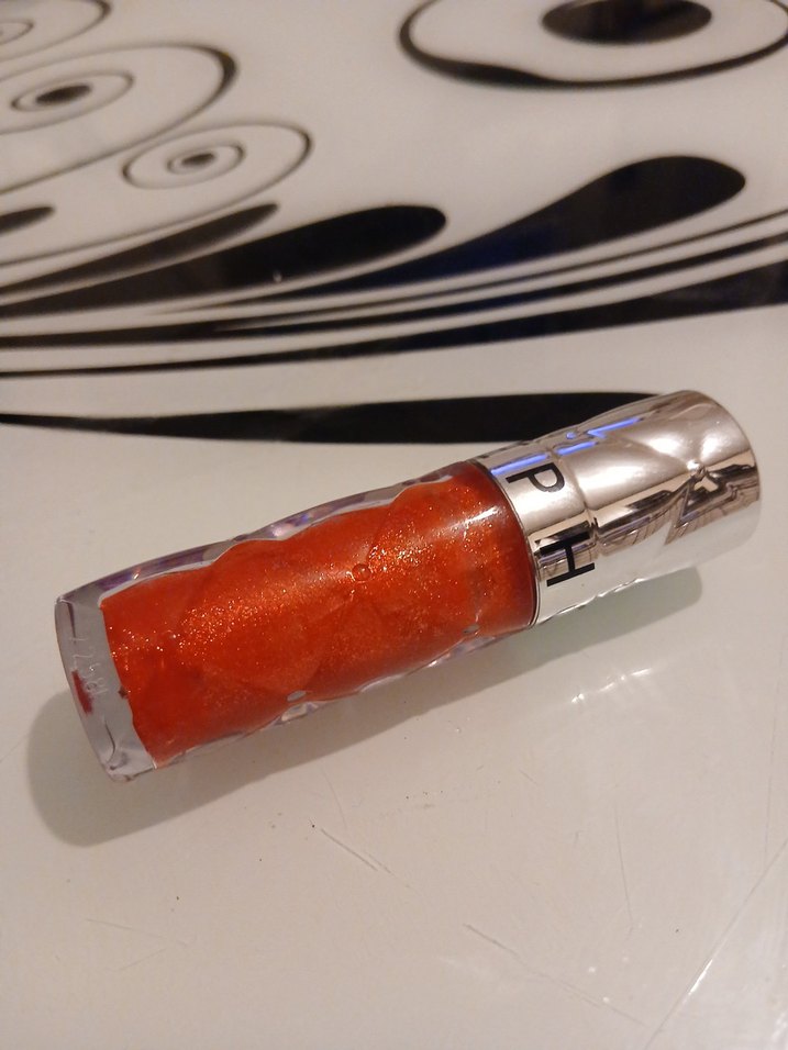 Parlak Kırmızı Dudak Parlatıcısı - Görsel 5