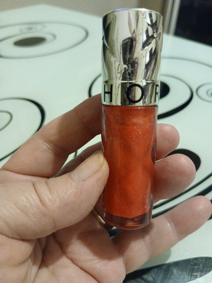 Parlak Kırmızı Dudak Parlatıcısı - Görsel 3