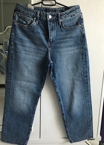 mavi-jeans 28