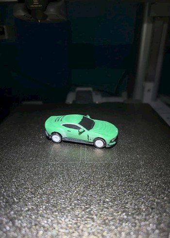 3d Baskı Aston Martin Valour model anahtarlık - Görsel 3