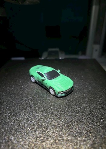 3d Baskı Aston Martin Valour model anahtarlık