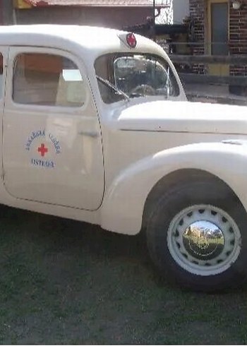 3d baskı Skoda 1200 ambulans model araba diecast Diorama