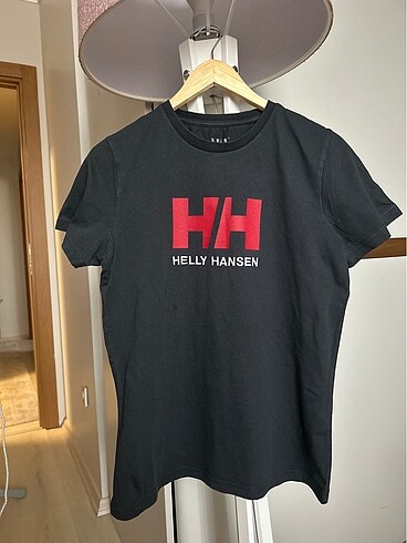 Helly hensen tişört