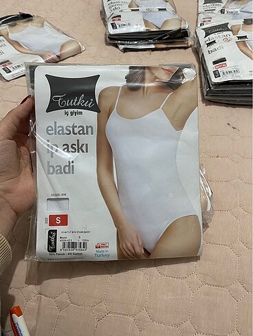 Tutku ip askılı zıbın