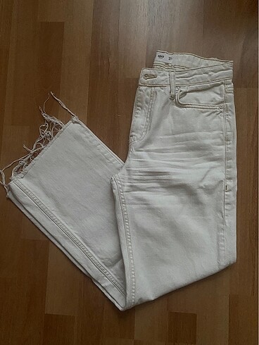 mango jean