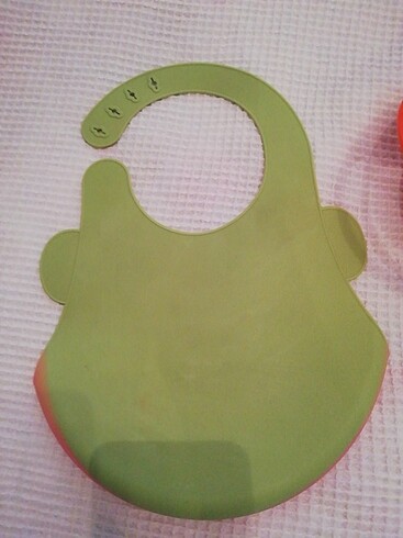 Silikon mama önlüğü ve dökülmez tabak - Görsel 3