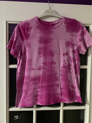 pembe batik tişört