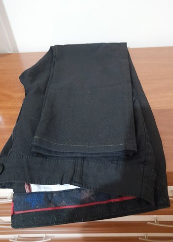 Siyah Regular Fit Kemerli Erkek Pantolon