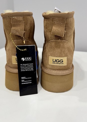 Bej Süet UGG Kadın Dolgu Topuk Bot