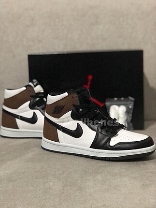 Jordan 1 dark mocha