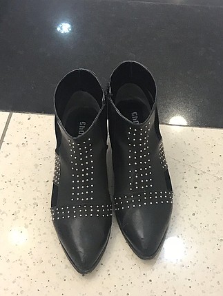Shoe Tek Bayan bot