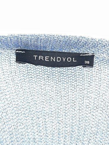 38 Beden mavi Renk Trendyol & Milla Bluz %70 İndirimli.