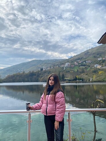 Pembe mont