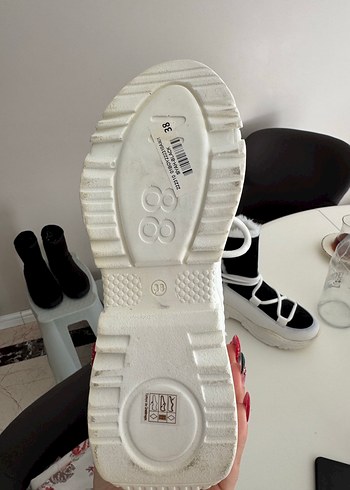 İçi tüylü bot - Görsel 2