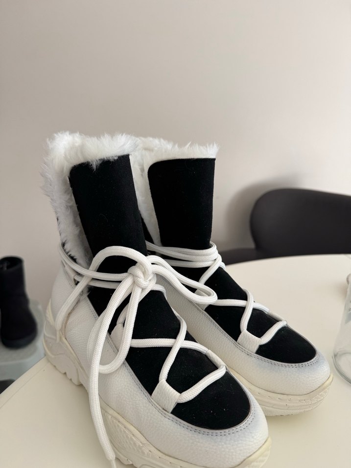 İçi tüylü bot - Görsel 4