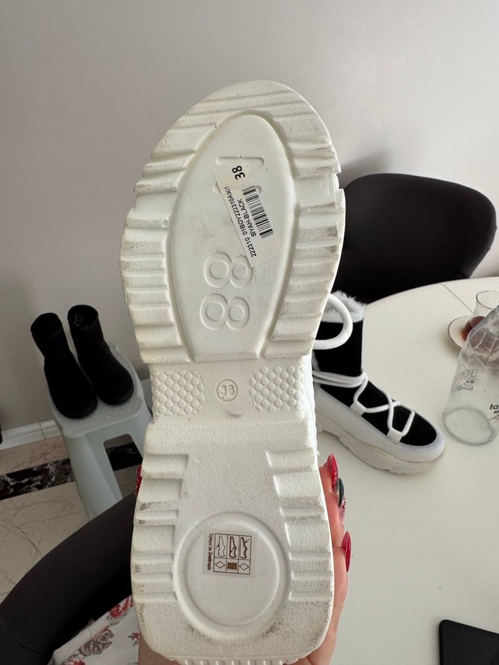 İçi tüylü bot - Görsel 2