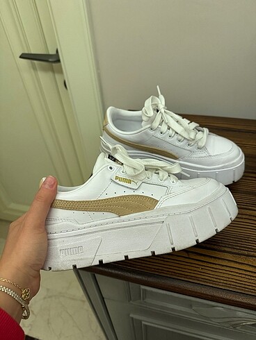 36 Beden beyaz Renk Puma ayakkabı