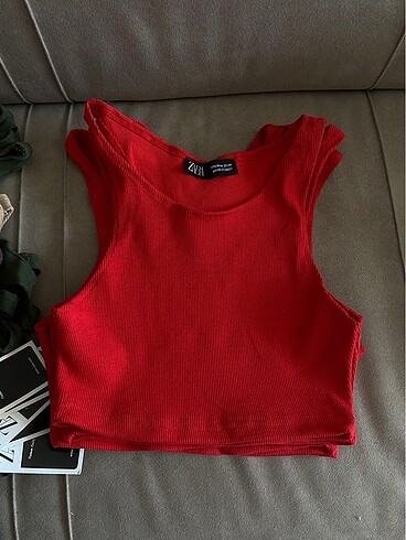 Zara crop