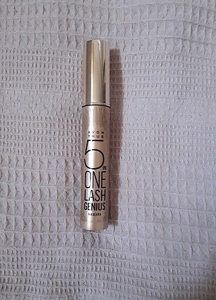 Avon 5 in one lash genius