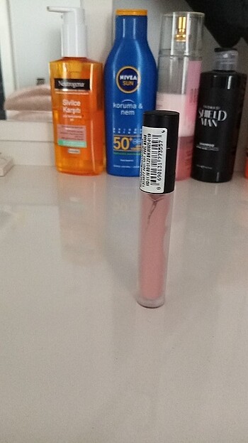 Farmasi Velvet Matte Liquid Lipstick 