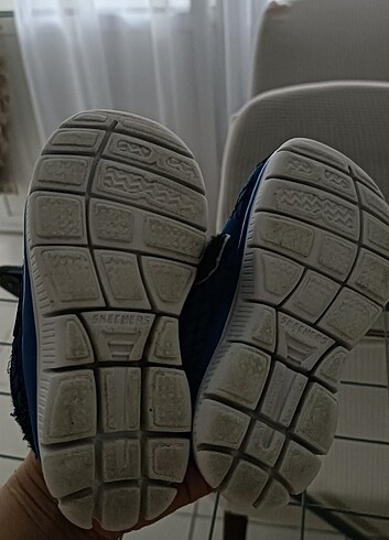 24 Beden Skechers çocuk ayakkabısı