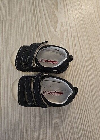 Diğer Bebek Sandalet