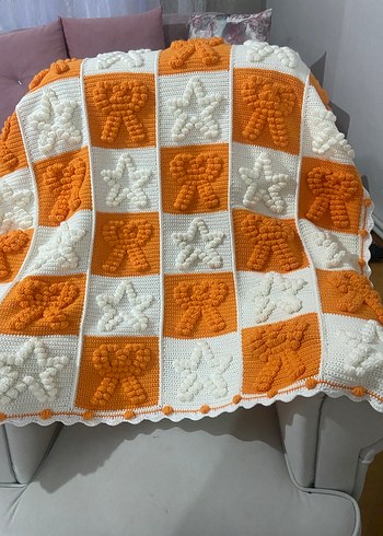 Turuncu Beyaz Kareli Çocuk Örgü Battaniye - Görsel 4