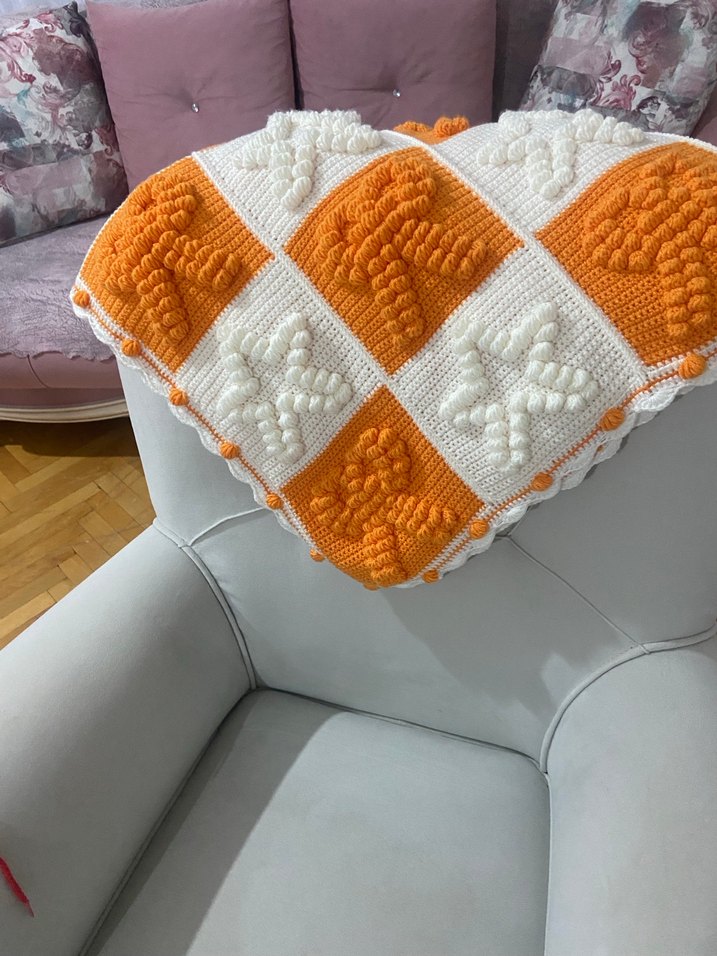 Turuncu Beyaz Kareli Çocuk Örgü Battaniye - Görsel 2
